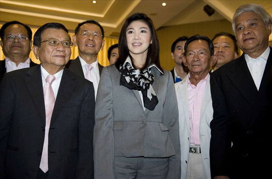 Сборник фотографий Премьера-министра Таиланда (13)