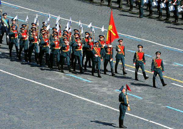 На Красной площади в Москве состоялась генеральная репетиция военного парада (2)
