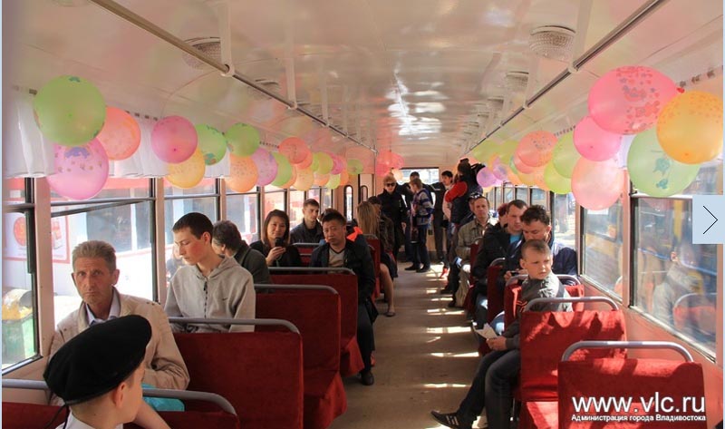 Во Владивостоке появился трамвай Победы (3)