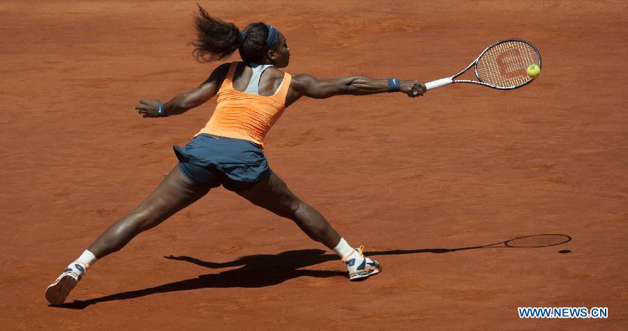 С. Уильямс на Открытом чемпионате Мадрид-2013 по теннису вновь одержала верх над М. Шараповой (7)
