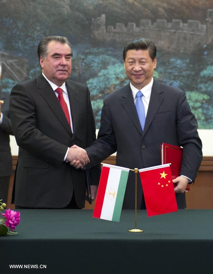 Си Цзиньпин провел переговоры с президентом Таджикистана Эмомали Рахмоном