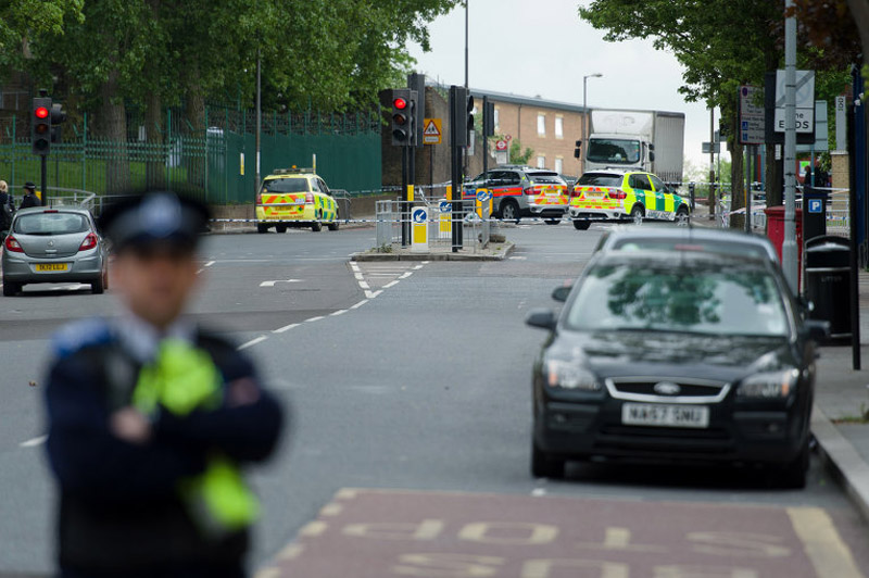 Теракт в Лондоне: неясные обстоятельства и переполох в правительстве (2)