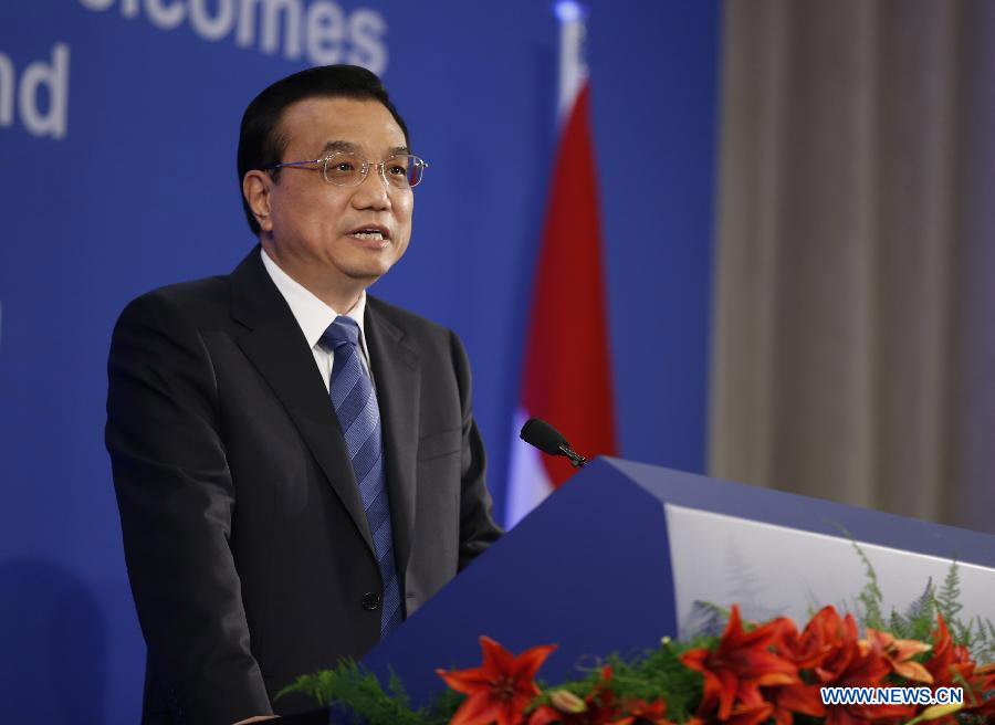 Ли Кэцян осудил торговые меры ЕС против китайской продукции (3)