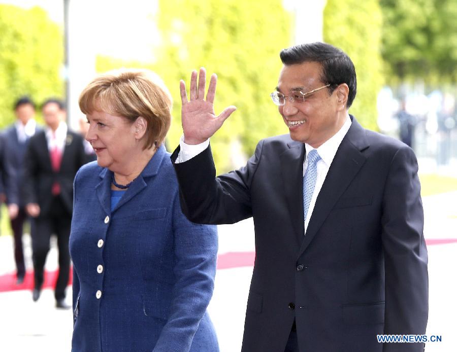 Ли Кэцян и Ангела Меркель договорились содействовать сотрудничеству и стратегическому партнерству (5)