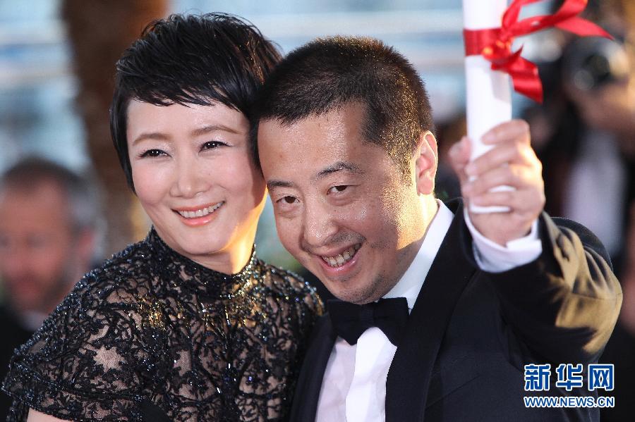 Китайский режиссер Цзя Чжанкэ выиграл приз Каннского кинофестиваля за лучший сценарий (4)