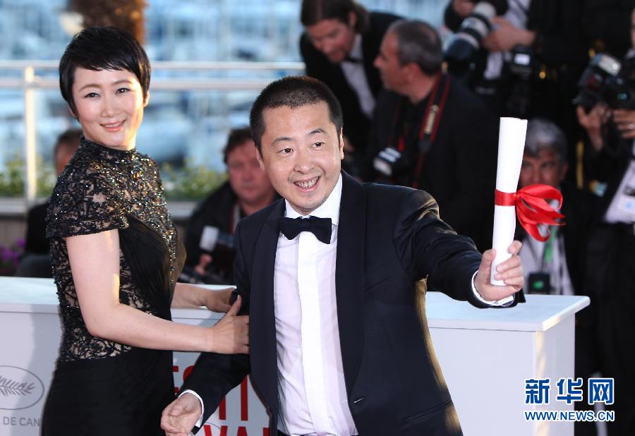 Китайский режиссер Цзя Чжанкэ выиграл приз Каннского кинофестиваля за лучший сценарий
