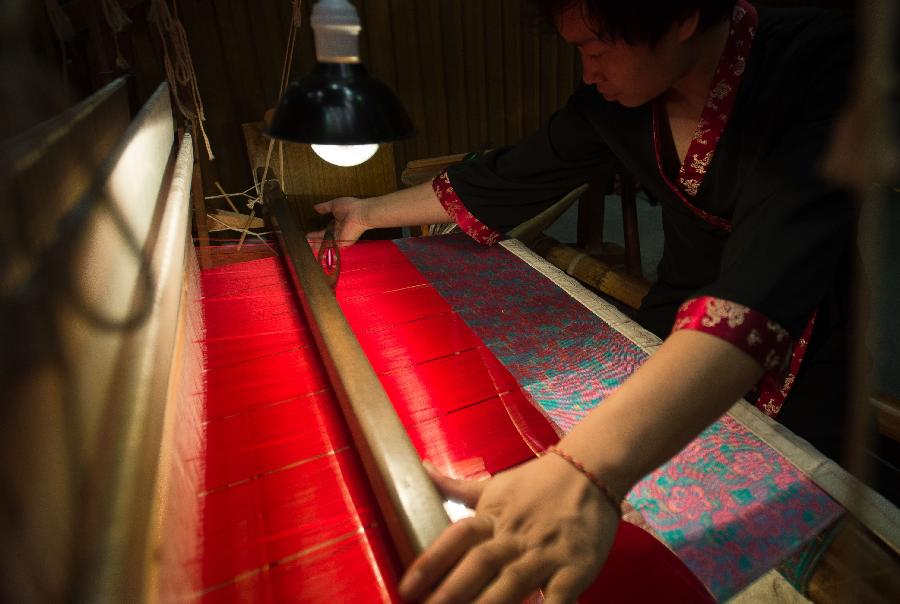 Шусю -- Необычное ручное текстильное изделие китайского города Чэнду (5)