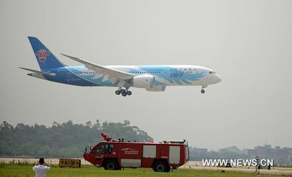 В Китайскую южную авиакомпанию поступил самолет Боинг-787
