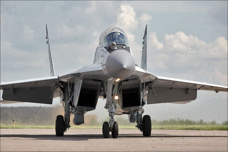 Су-35 приняли участие в юбилейных мероприятиях РСК «МиГ» (18)