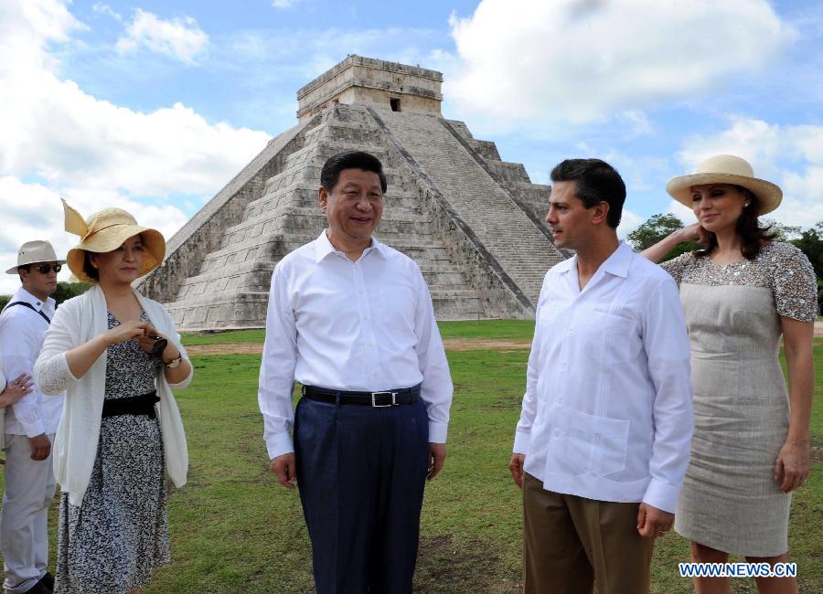Председатель КНР Си Цзиньпин посетил археологический комплекс древних майя Чичен- итца