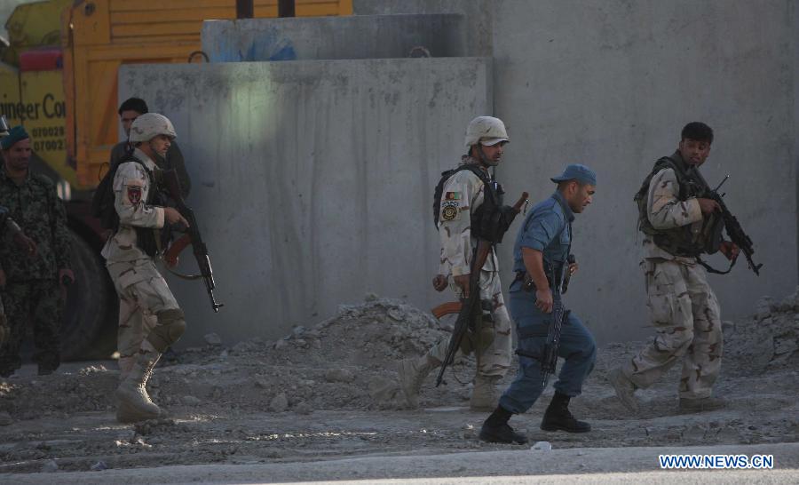 Боевики совершили нападение на аэропорт Кабула