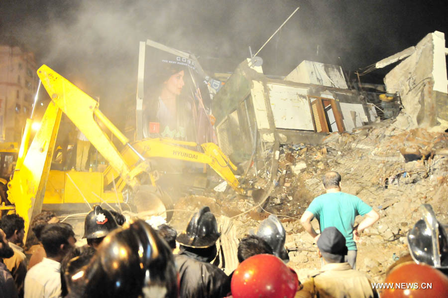 В Индии рухнуло жилое здание, погибли 4 человека