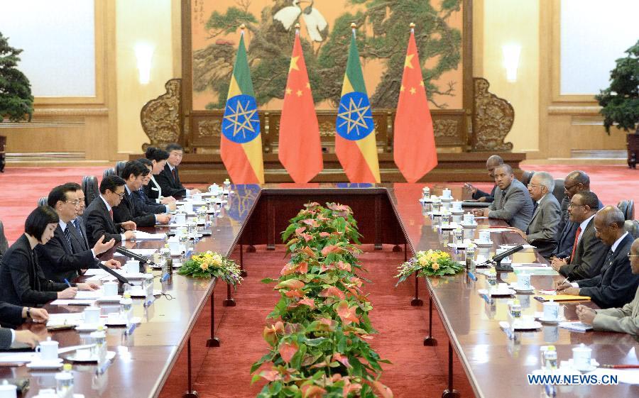 Ли Кэцян: надо продвигать китайско-эфиопское и китайско-африканское сотрудничество на новый уровень (4)