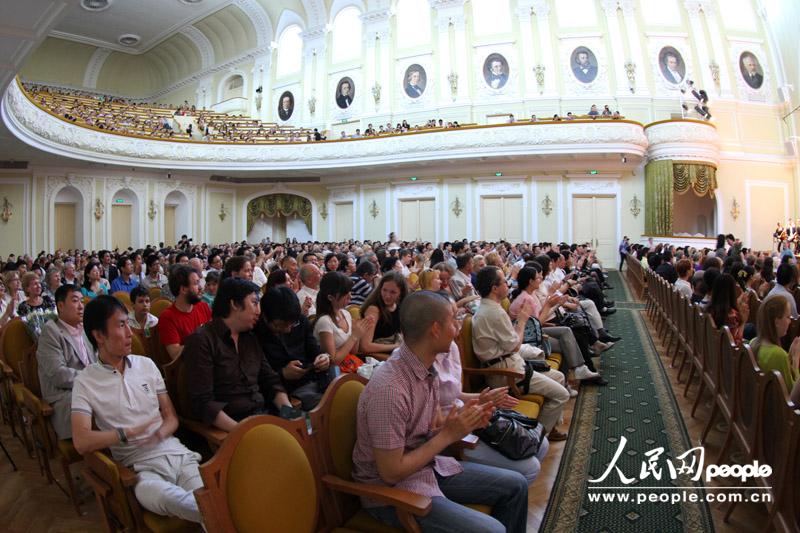 Ханчжоуский филармонический оркестр выступил в большом зале Московской консерватории (3)