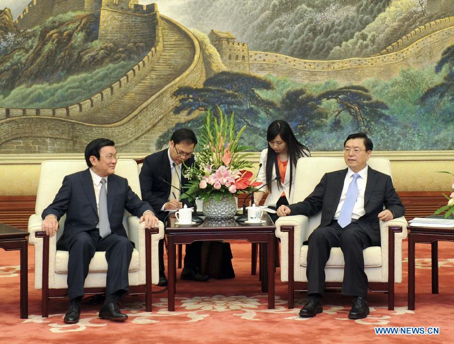 Председатель ПК ВСНП Чжан Дэцзян встретился с президентом Вьетнама (2)