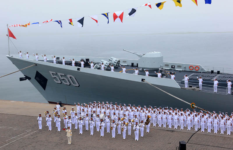 Китай направил семь кораблей в Россию для участия в совместных китайско-российских учениях «Морское взаимодействие–2013»