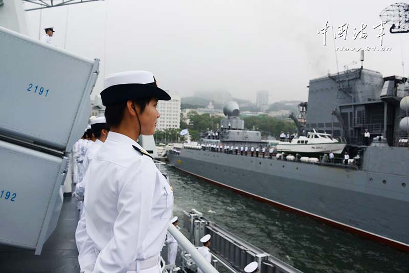 Отряд военных кораблей Китая прибыл во Владивосток для участия в российско-китайских маневрах (5)