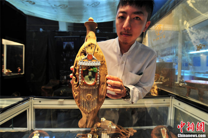 В Пекине открылась Летняя выставка ювелирных изделий–2013 (6)