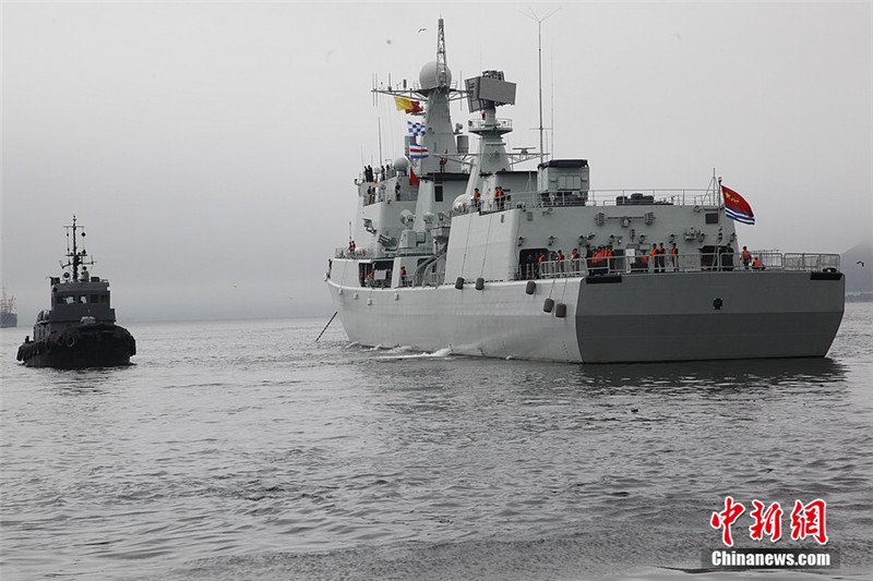 Военные корабли Китая и России направляются в район проведения совместных учений (10)