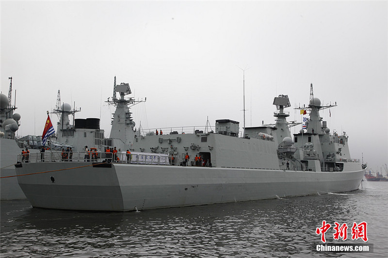 Военные корабли Китая и России направляются в район проведения совместных учений (2)