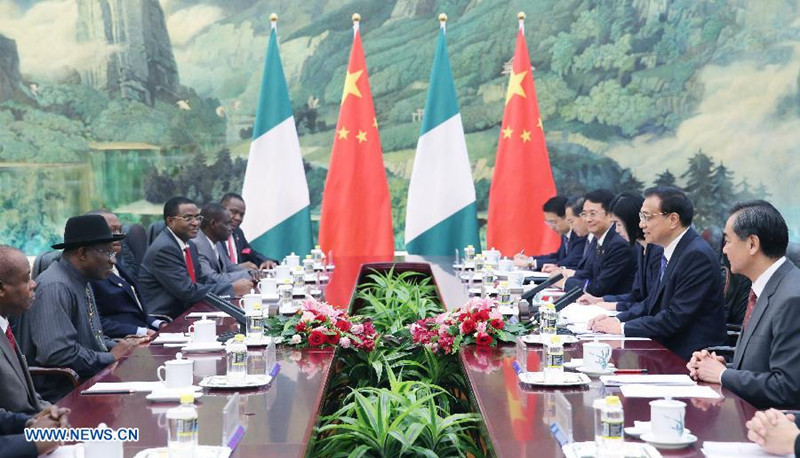 Ли Кэцян: надо углубить всестороннее сотрудничество с Нигерией и дать новый импульс развитию китайско-африканских отношений (2)