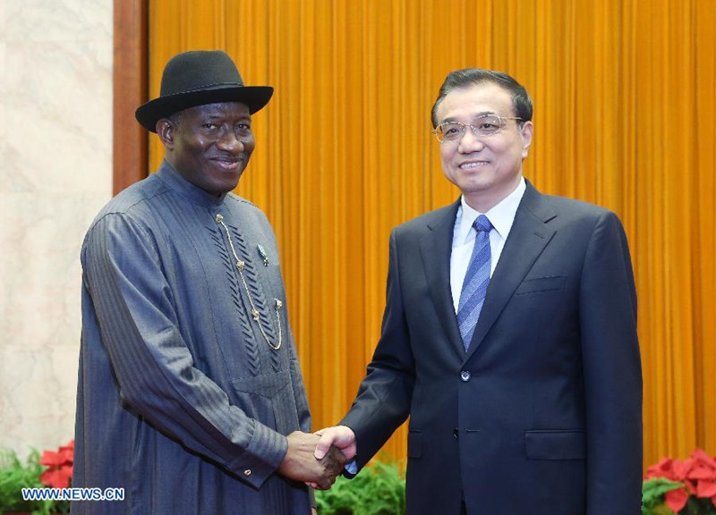 Ли Кэцян: надо углубить всестороннее сотрудничество с Нигерией и дать новый импульс развитию китайско-африканских отношений
