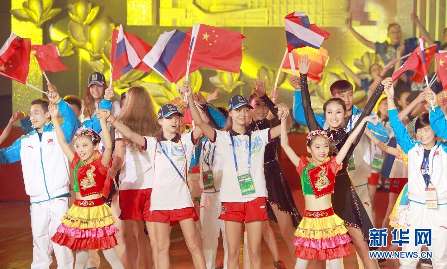 Пятые китайско-российские молодежные игры открылись в Шанхае (10)