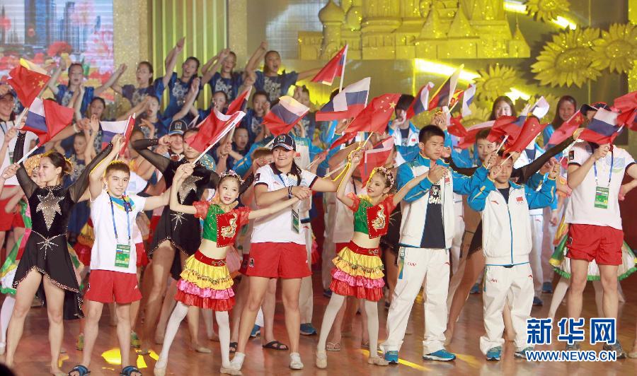 Пятые китайско-российские молодежные игры открылись в Шанхае (11)