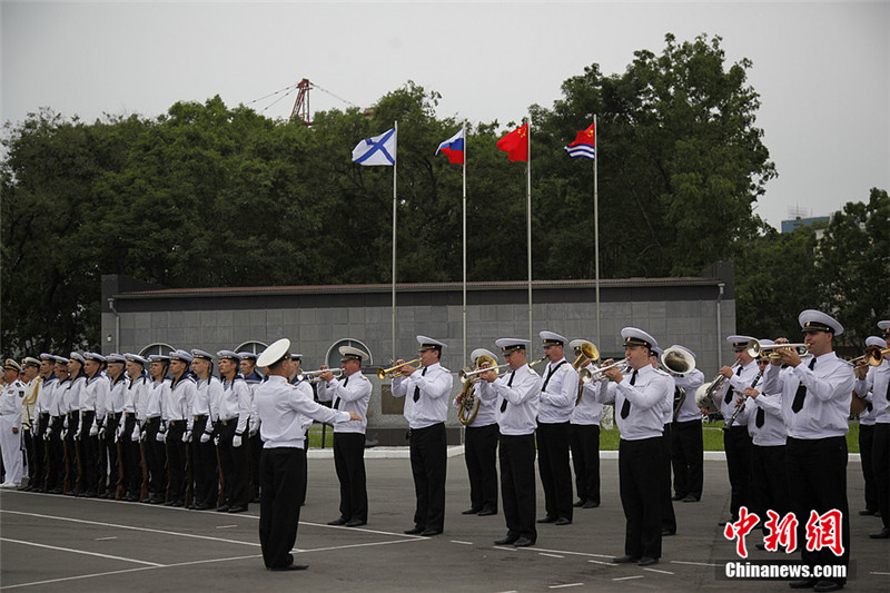 Отряд боевых кораблей ВМС Китая покинул Владивосток (8)