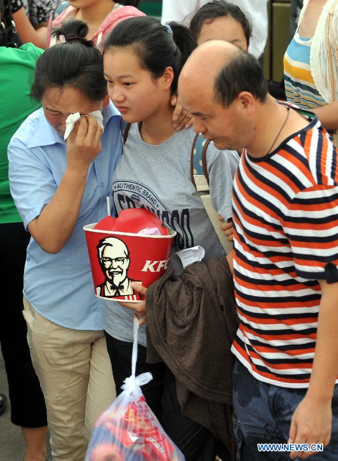 Пострадавшие в авиакатастрофе в Сан-Франциско китайские школьники вернулись домой (3)
