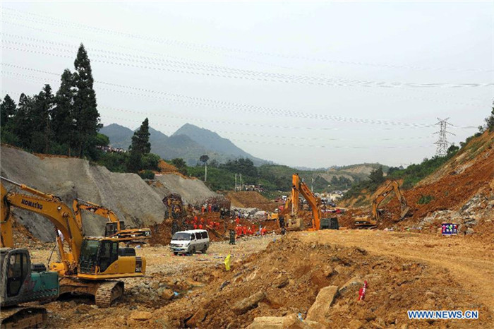 Пять человек погибли в результате горного оползня в провинции Гуйчжоу на юго-западе Китая