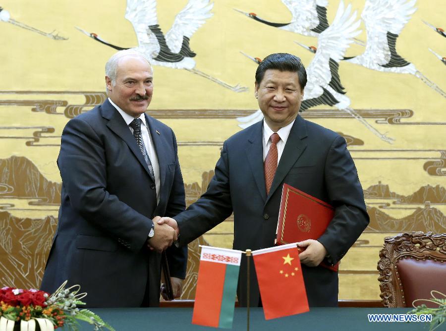 Си Цзиньпин и А. Лукашенко объявили об установлении китайско-белорусского всестороннего стратегического партнерства