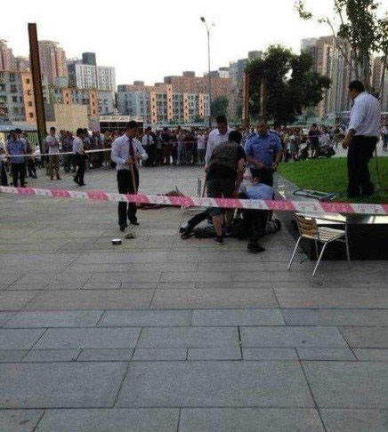 Два человека в Пекине погибли при нападении мужчины, вооруженного ножом (3)