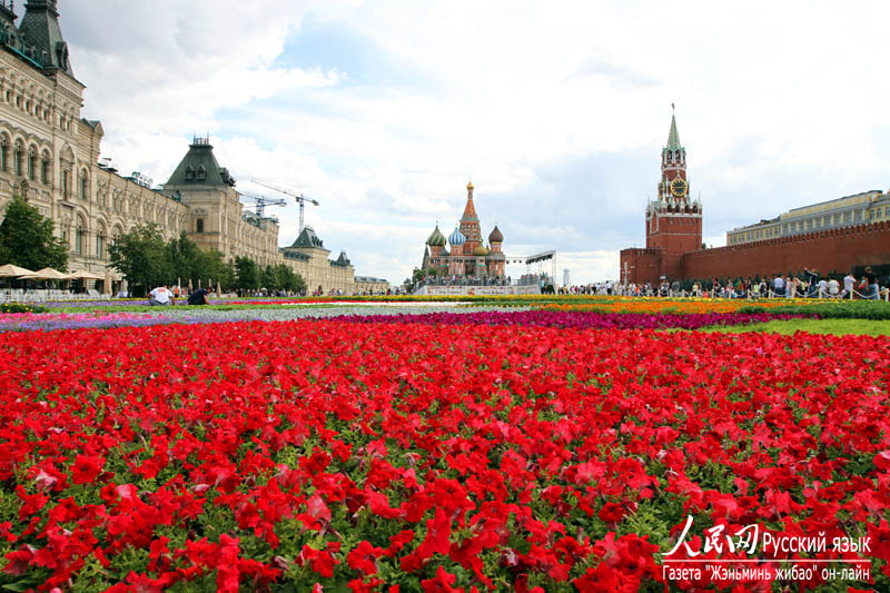 Фестиваль живых цветов на Красной площади в честь 120-летия ГУМа (3)