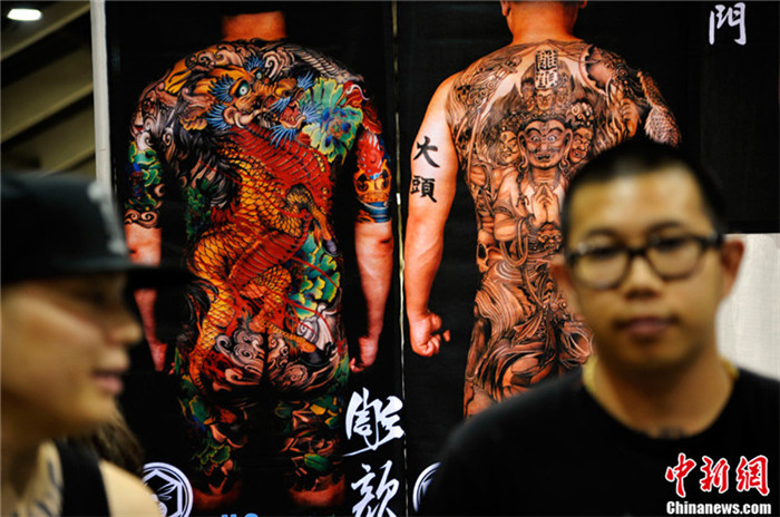 В Лос-Анджелесе прошла Выставка татуировок-2013 (7)