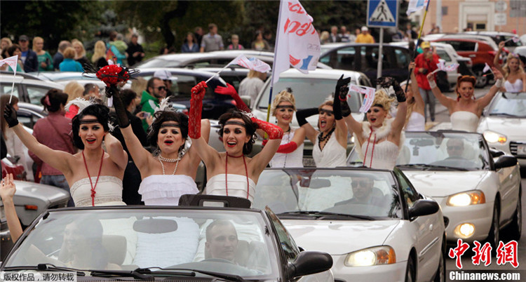В Беларуси состоялся парад невест