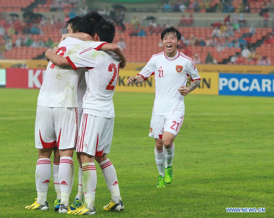 Китайская мужская сборная по футболу со счетом 4:3 выиграла у команды Австралии (5)