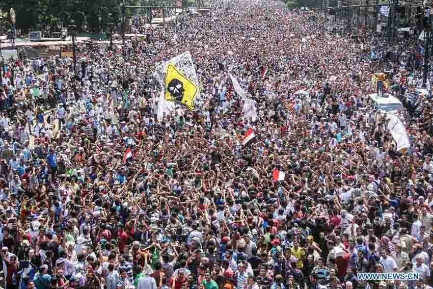 Обобщение: Сторонники М. Мурси продолжают проводить демонстрации (3)