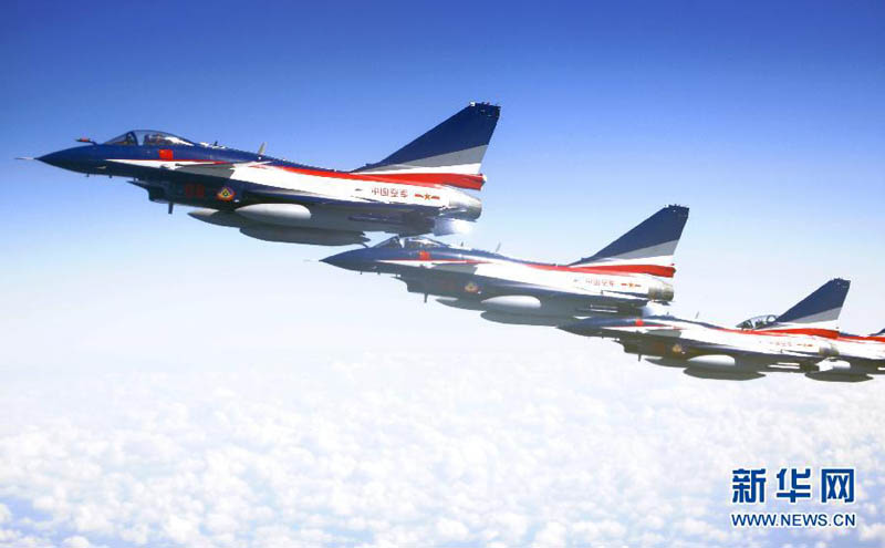Семь истребителей J-10 ВВС НОАК прибыли в Подмосковье для участия в "МАКС-2013" (5)