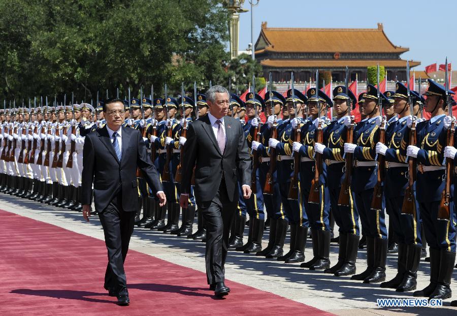 Премьер Госсовета КНР Ли Кэцян встретился с премьер-министром Сингапура Ли Сиен Луном