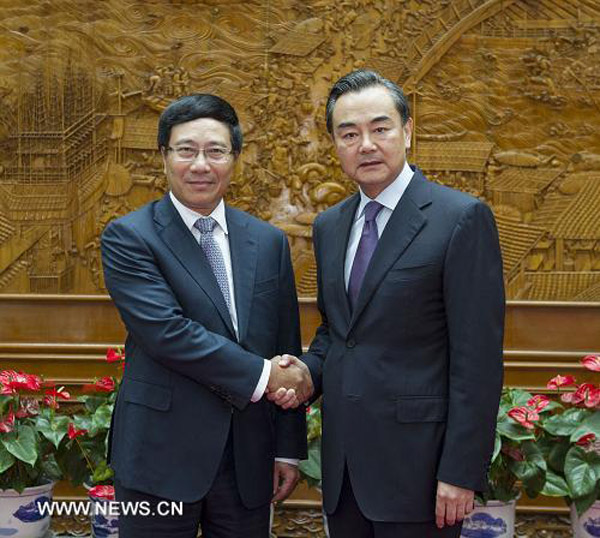 Ваи И встретился с министром иностранных дел Вьетнама