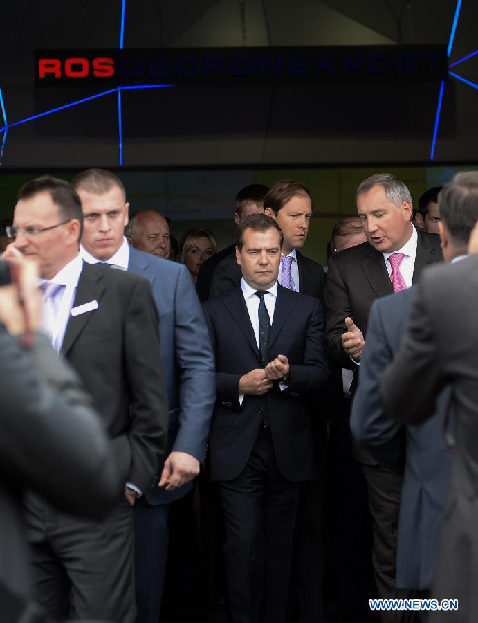 Д. Медведев на МАКС-2013 связался с космонавтами на МКС  (17)