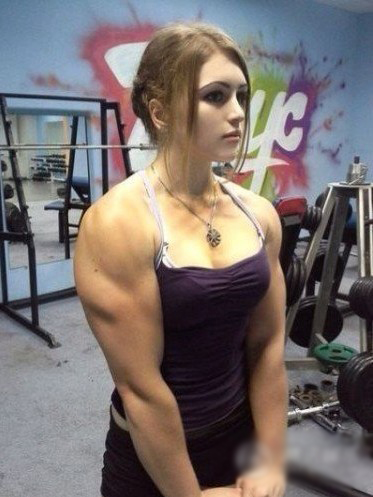17-летняя русская красавица с большими мускулами (2)