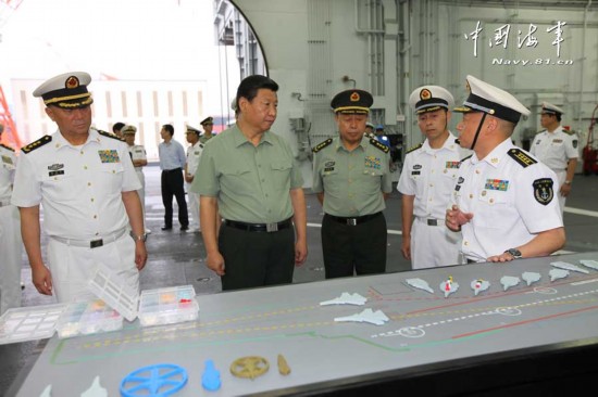 Си Цзиньпин посетил с инспекцией Шэньянский военный округ НОАК (10)