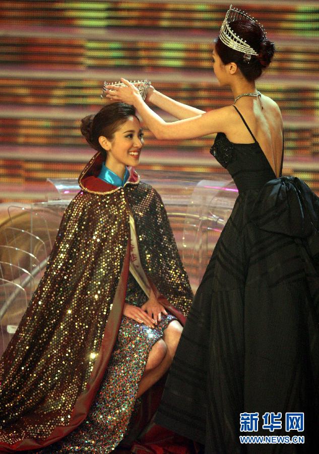 Названы победительницы конкурса красоты "Мисс Сянган 2013" (11)