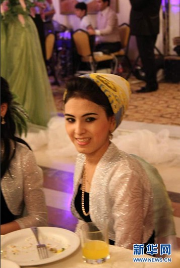 Красавицы в Туркменистане (14)