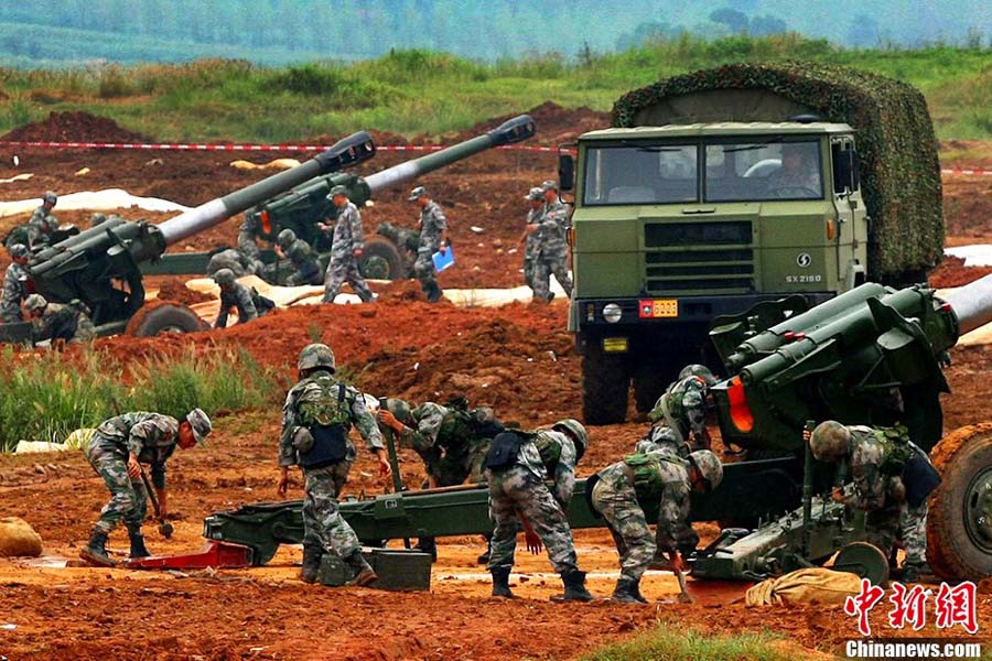 В Китае проходят военные учения «Цюэшань. Удар – 2013» с применением боевых снарядов (8)