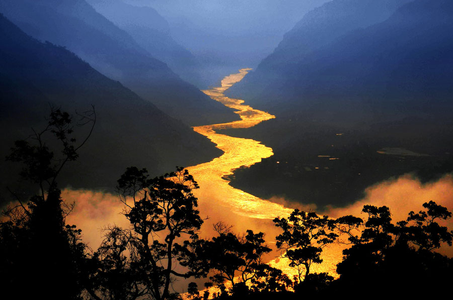 Естественные ландшафты провинции Юньнань: Озера и реки (9)