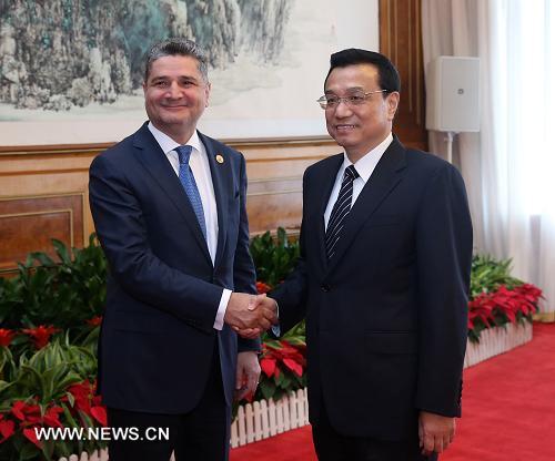Ли Кэцян встретился с премьер-министрами Болгарии, Армении и заместителем главы правительства России (2)