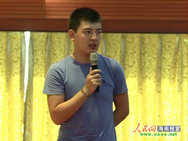 Студент из Казахстана, похваленный Си Цзиньпином, получил от Хайнаньского университета 100 тыс юаней в качестве награды (5)